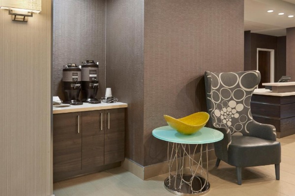 Residence Inn by Marriott Toronto Airport image 27