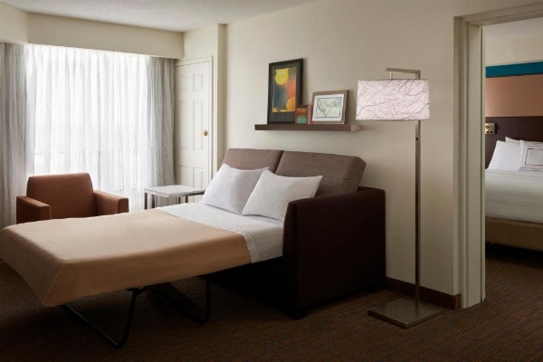 Residence Inn by Marriott Toronto Airport image 28